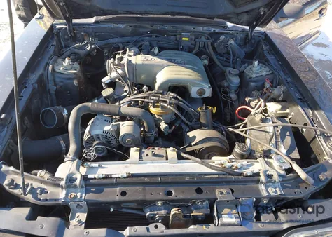 1990 Ford Mustang Gt/Cobra Gt z USA, uszkodzony, nr VIN 1FACP42E2LF112055